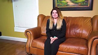 Big boobs blonde wants to suck and eat ass like a slut