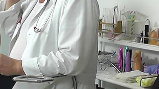 Mature gyno - Installed in obgyn clinic caught medic fucking female patient