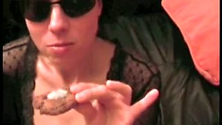 Dirty whore in sunglasses knows how to give a great blowjob