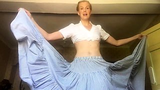 Cute amateur brunette naughty in solo jerking show on camera