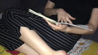 Stepsister shares passionate intense virginity desire with heat