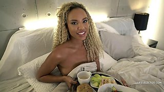 Romy Indys Girl-on-Girl Morning Fuck at Hotel
